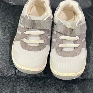 Stride Rite Gray and Cream Kids Sneakers